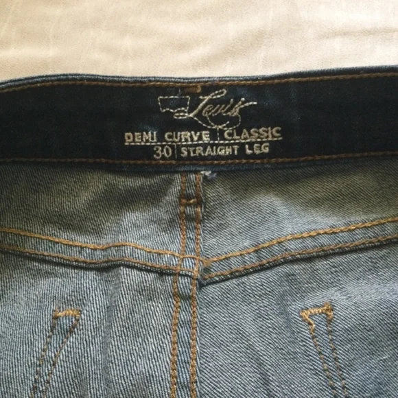 Levi’s for Brooks Brothers Demi Curve Classic Straight Leg Denim Jeans SZ 10M 30 - Picture 11 of 15